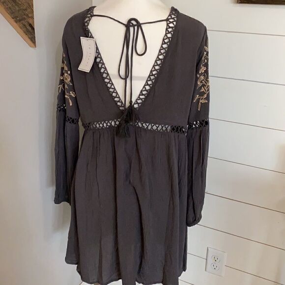 En Creme | Swing Dress With Ladder Inserts and Floral Embroidery Mini Dress | M - Picture 8 of 9